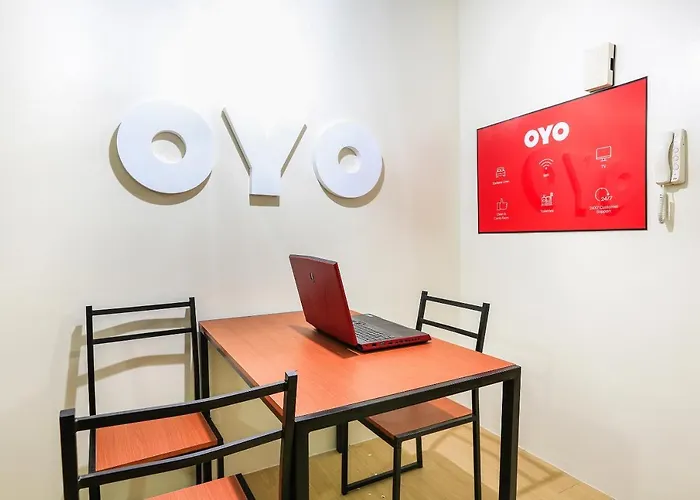 Oyo 263 Vinia Residences ホテル